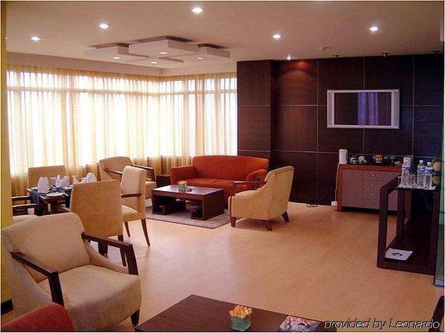 Fortune Select Global, Gurugram - Member Itc'S Hotel Group Gurgaon Interior photo