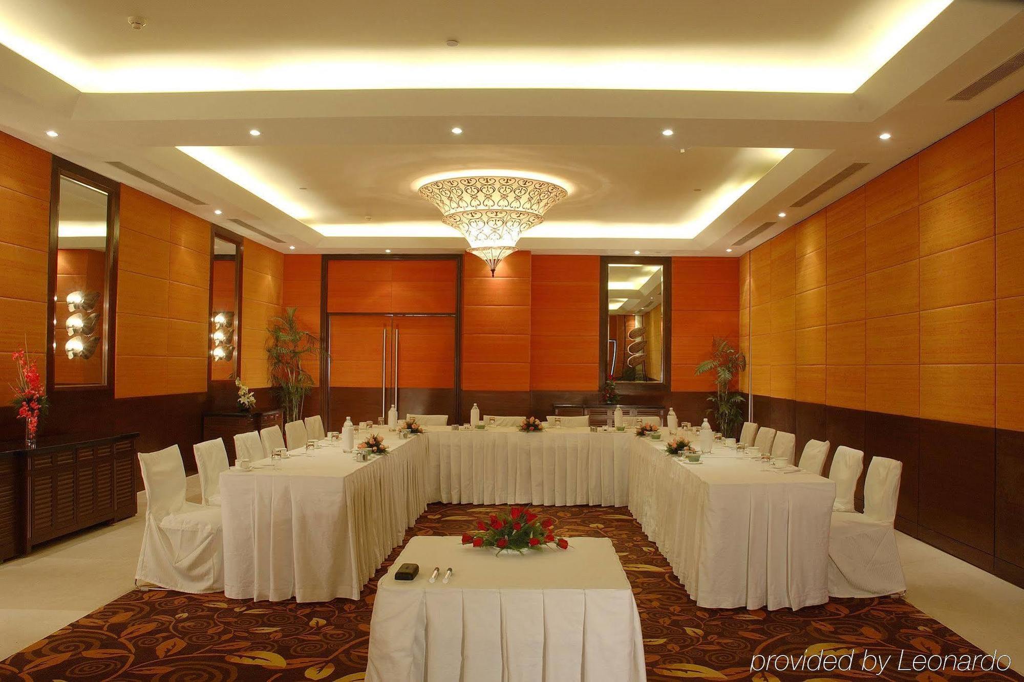 Fortune Select Global, Gurugram - Member Itc'S Hotel Group Gurgaon Restaurant photo